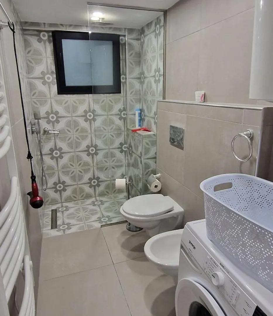 Promenade Duplex Apartments Vlore